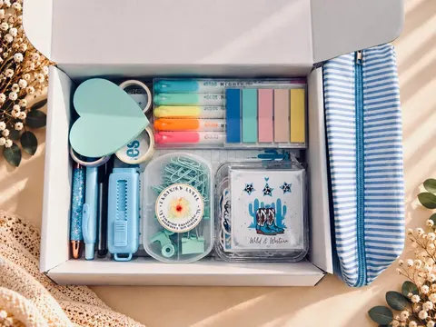 'Wild & Western' Deluxe Stationery Gift Box