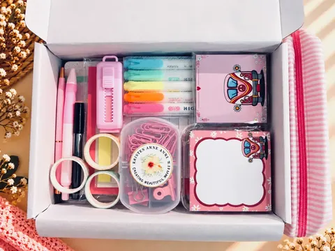 'Chasing Sunshine' Deluxe Stationery Gift Box