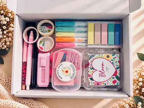 'Bloom' Deluxe Stationery Gift Box