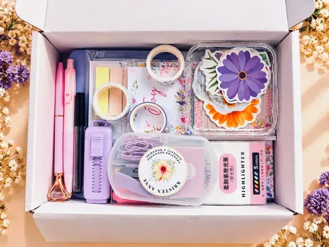 'Joy' Deluxe Stationery Gift Box